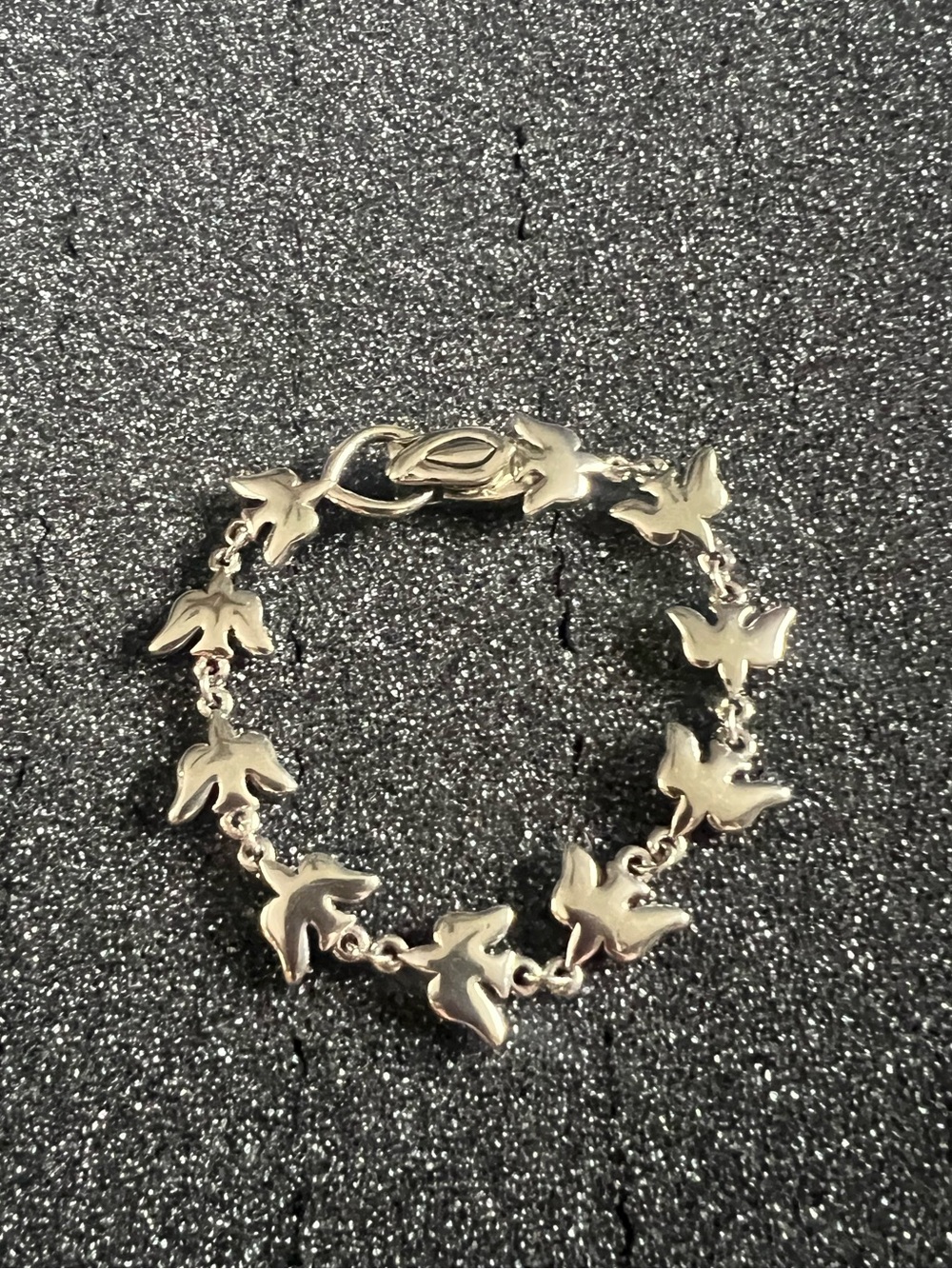 Vintage Silver Tone Peace Dove link Bracelet